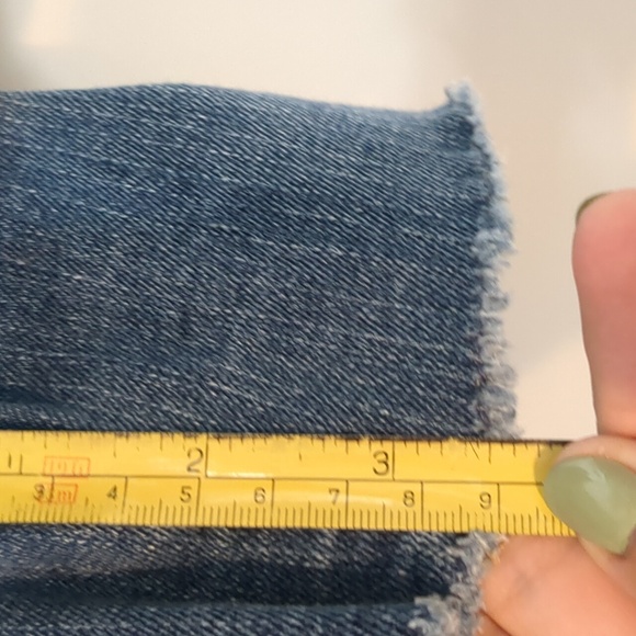 Aeropostale medium wash jean shorts - Picture 5 of 5